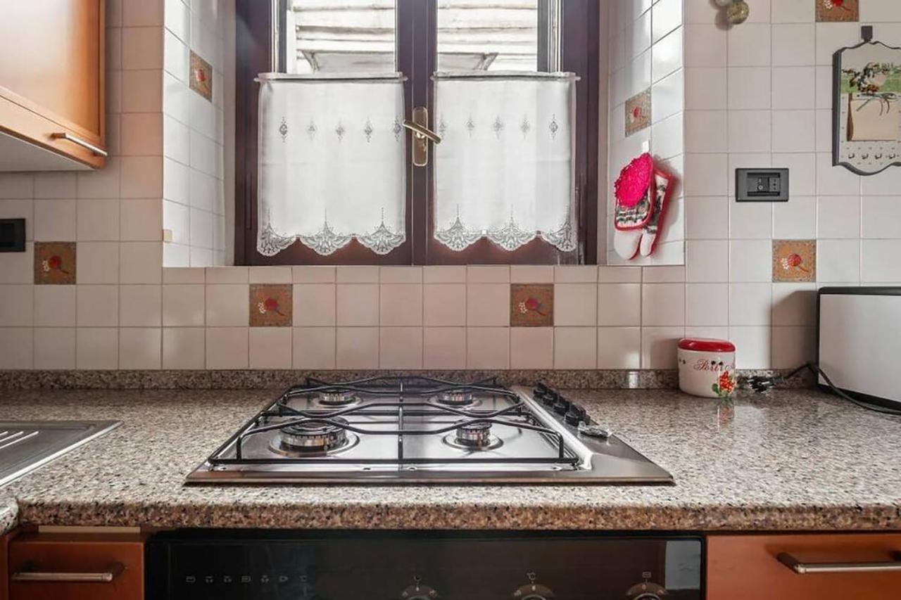 Hostme Colosseum Apartment Róma Kültér fotó